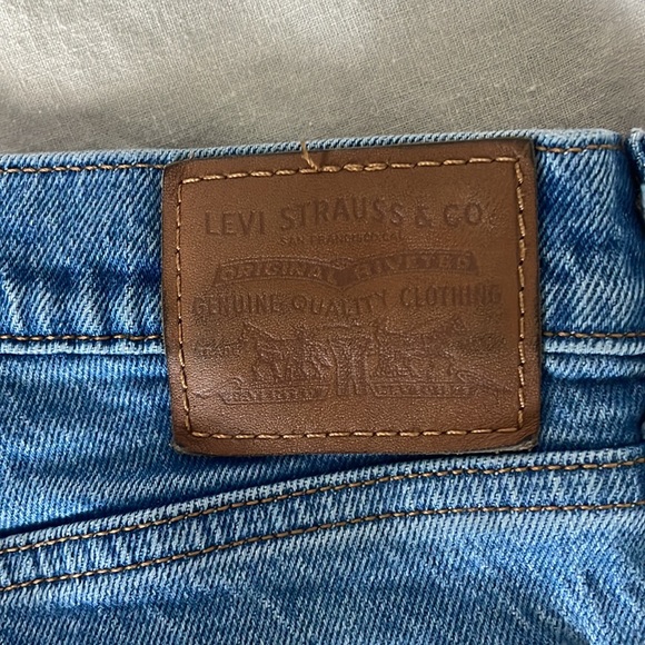Levi’s Wedgie Jeans - Picture 5 of 6